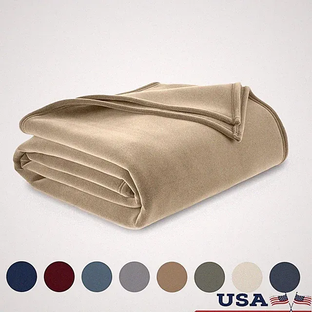 Soft Lightweight Fleece Blanket Hypoallergenic Travel Pet Friendly Cozy Warmth
