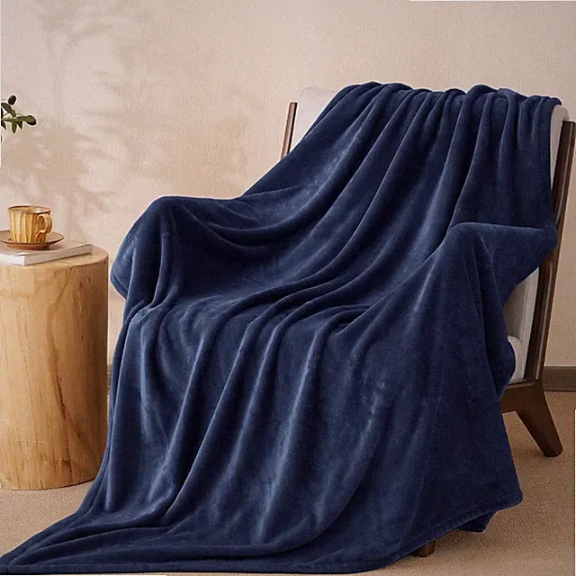 Ultra Soft Fleece Throw Blanket, No Shed No Pilling Luxury Plush Cozy 300GSM